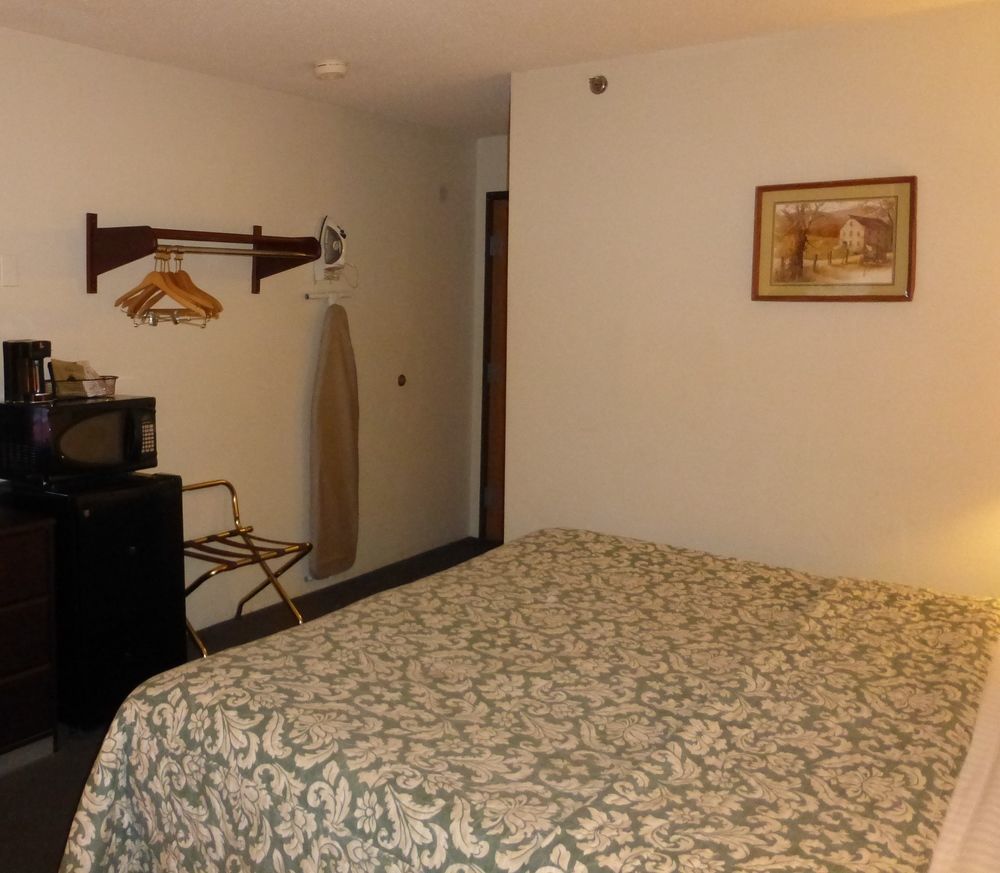 Red Roof Inn Binghamton North Экстерьер фото